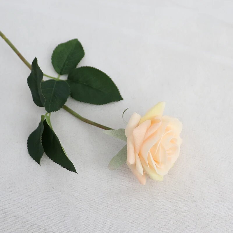 Искусственная роза Light champagne rose, белый
