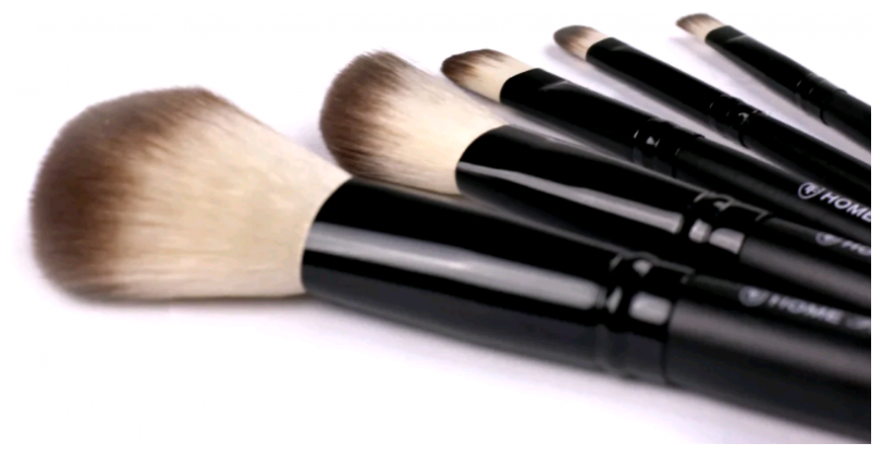 фото Кисть для макияжа Triumph Hs-02 кисть-блендер для контурной коррекции