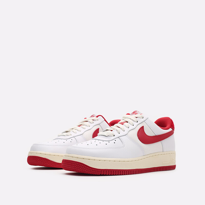 Кроссовки NIKE Air Force 1 '07 LV8