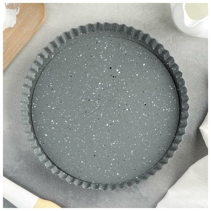 Форма для выпечки, запекания с антипригарным покрытием, посуда для духовки со съемное дном "Элин Мрамор" d-24 см, цвет серый - фотография № 4