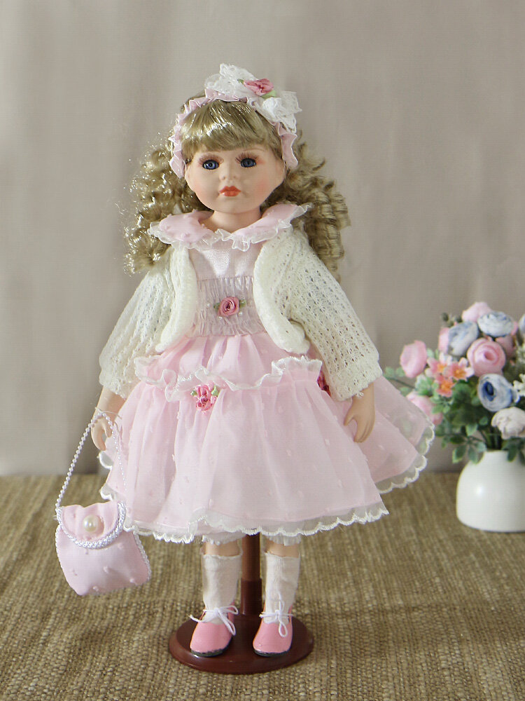 Кукла фарфоровая 16' на подставке KSVA-YF-18613