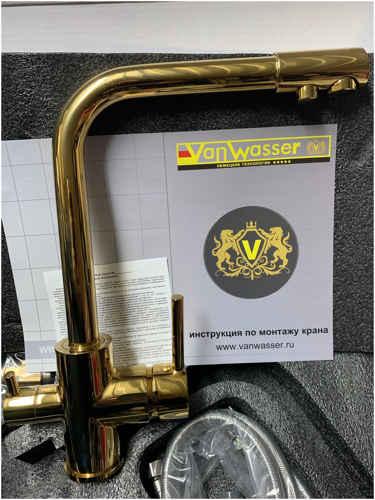 Смеситель для кухни VanWasser VN15081GD с подключением к фильтру питьевой воды, золотой - фотография № 5