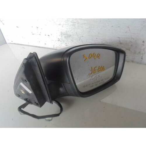 Зеркало боковое правое Volkswagen Jetta 6 5C7857508AE арт1831-3044w36601 12480₽