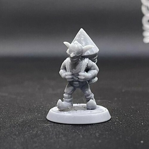 Миниатюра для настольной игры / Гоблин #3 (Warcraft) Масштаб 32мм (не высота)