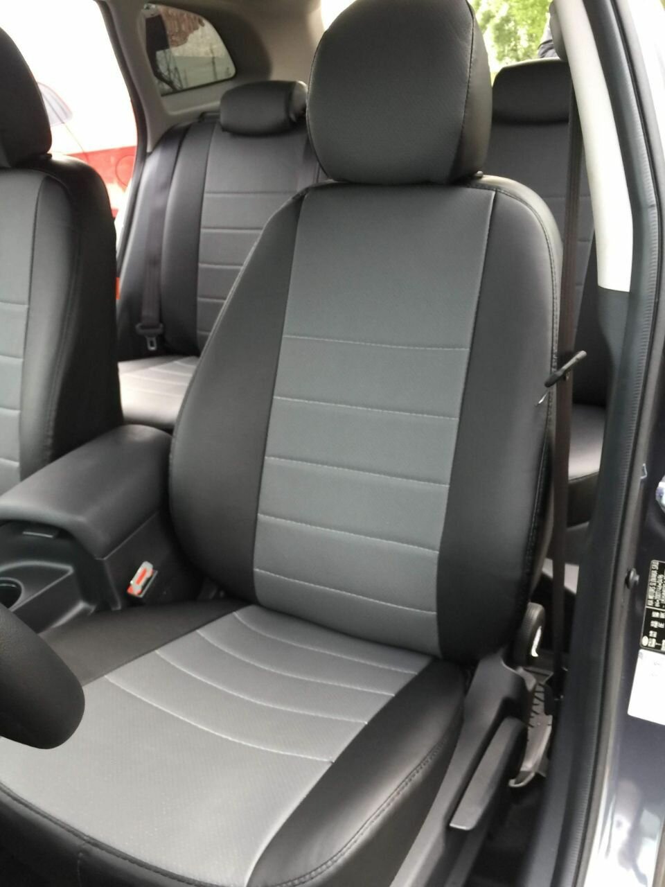 Чехлы для автомобильных сидений Лада Гранта / Lada Granta (2018-2023) Standard, Classik, Comfort, универсальная спинка заднего сидения. Экокожа. Авточехлы на весь салон — фото 1