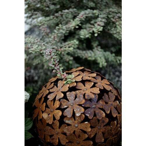 Садовые фигурки для сада и огорода Шар с цветочками средний