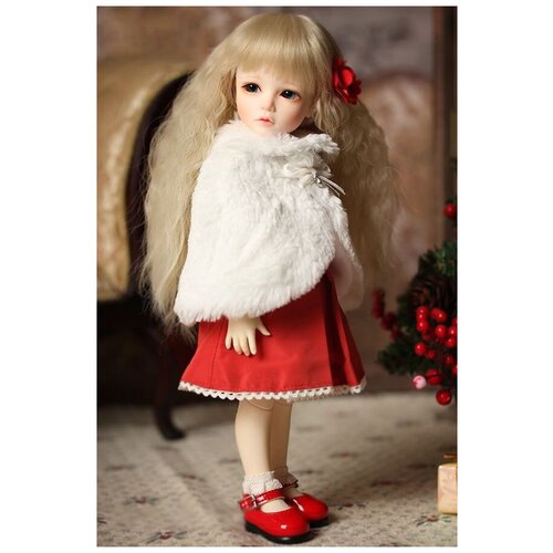 Iplehouse White Fur Cape (Белая меховая накидка для кукол Иплхаус 26 см)