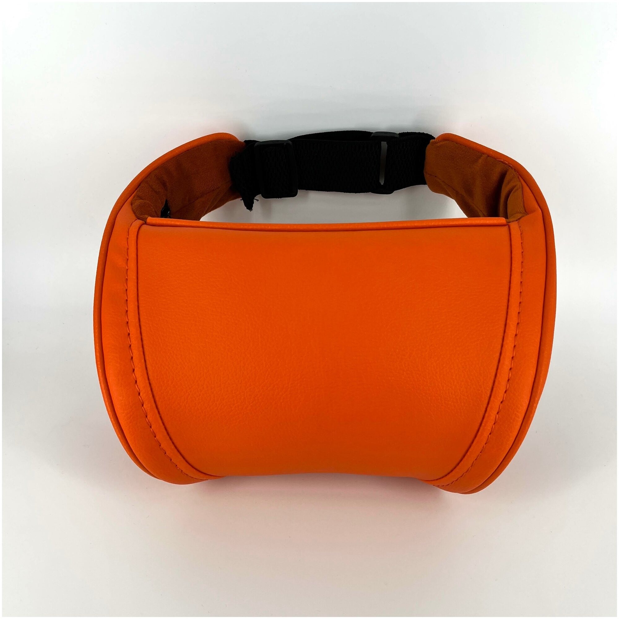 Оранжевая автомобильная ортопедическая подушка для шеи на подголовник на сиденье. Экокожа премиум класса.