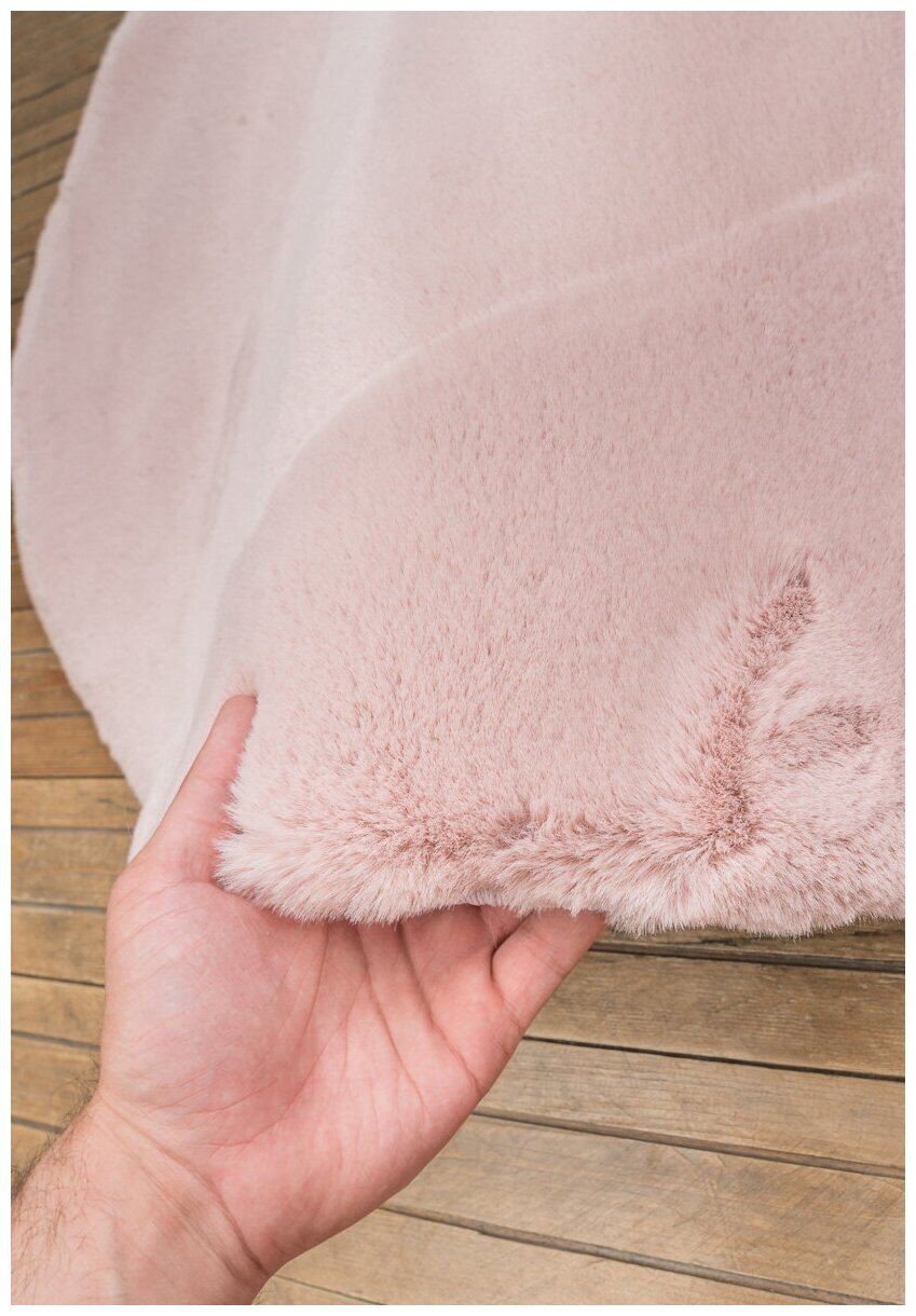 Ковер на пол 0,9 на 0,9 м в спальню, гостиную, детскую, пушистый, с длинным ворсом, розовый Rabbit Rex Blush круглый - фотография № 6