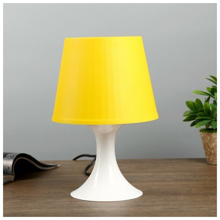 Настольная лампа 1340009 1хE14 15W желтый d=195 высота 28см