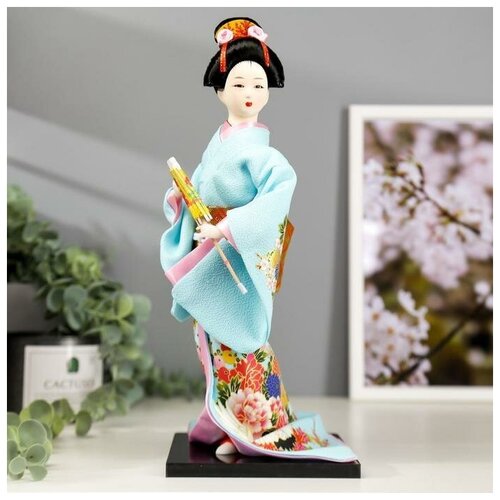 фото Кукла коллекционная "японка в голубом кимоно с зонтом" 30х12,5х12,5 см noname