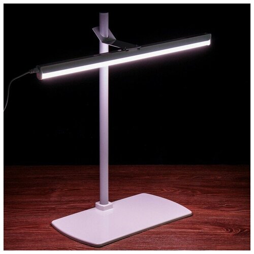 Фитосветильник «Здоровья Клад», 9 Вт, 220 В, 560 × 220 × 560 мм, на подставке