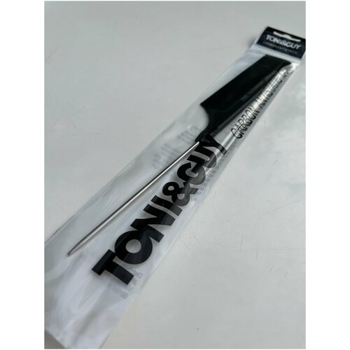 Расчёска TONI&GUY карбоновая с металлическим хвостиком для волос