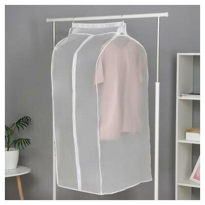 фото Чехол для одежды плотный Доляна, 60?100?50 см, PEVA, цвет белый Доляна 5329658 .