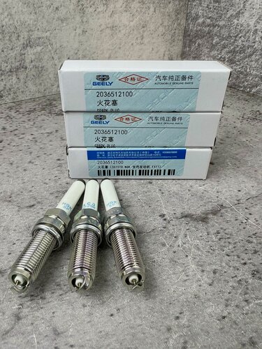 Изображение товара Комплект иридиевых свечей зажигания 2036512100 (3 штуки) для Джили Кулрей / Geely Coolray, 2018-2023гг. Boyue Cool. OE 2036512100, 3шт