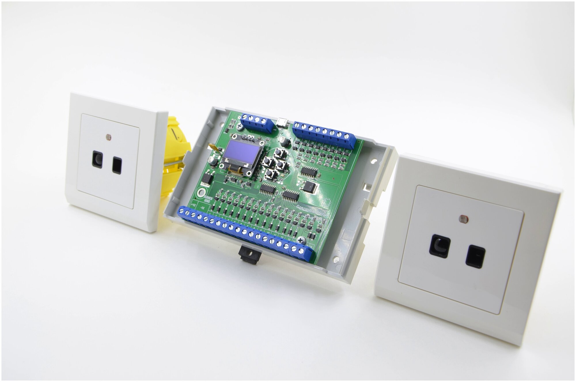 Комплект для умной подсветки лестницы до 24 ступеней серии BASE/24W, белый -1