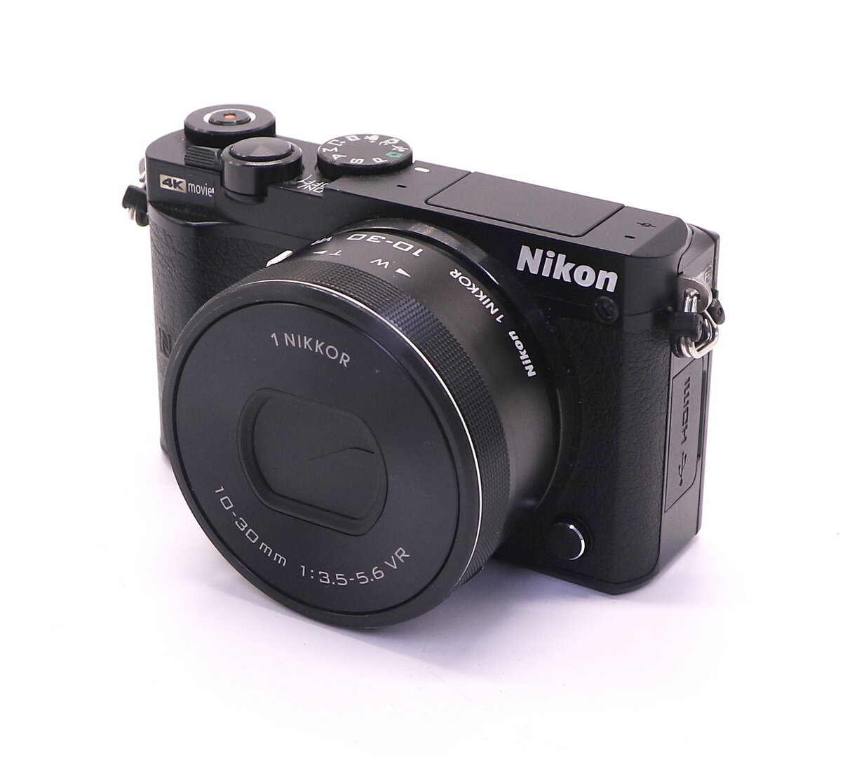 Nikon 1 J5 kit (пробег 455 кадров)