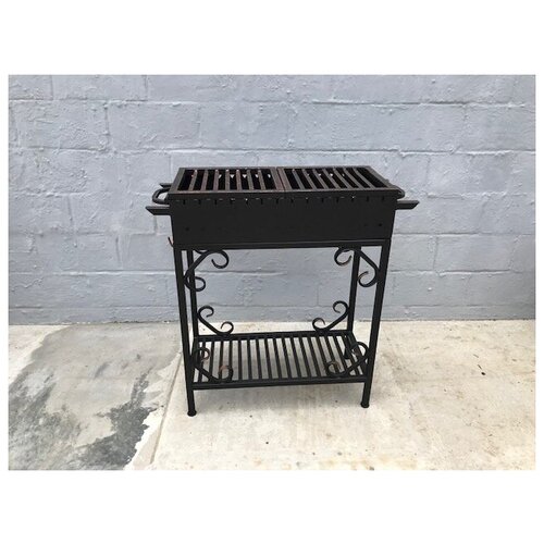 Мангал № 0004/4 с полками столиками