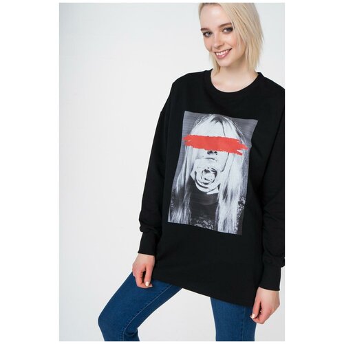 Свитшот Девушка с розой во рту и красной полосой ZNAKI Z-200_B_GRR Черный 44