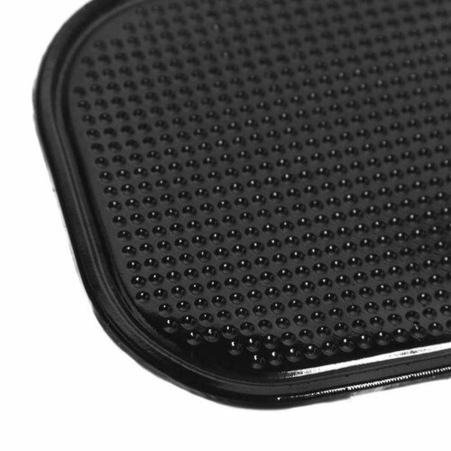 Коврик на приборную панель противоскользящий 77 х 135 мм 1 шт 219₽