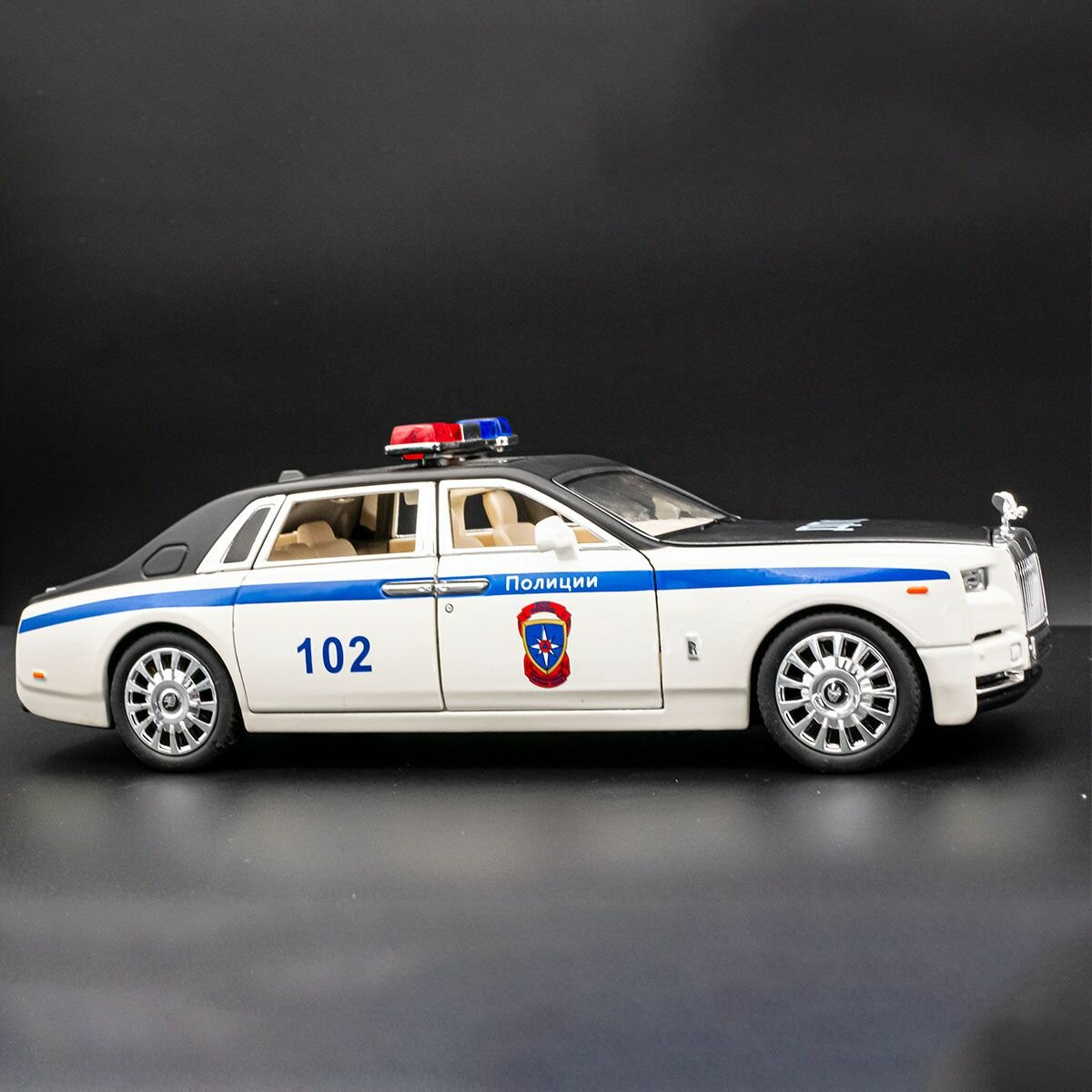 Полицейская машинка Rolls-Royce Phantom ДПС 1:24, модель машины Роллс-Ройс Фантом — фото 1
