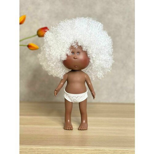 Кукла Nines виниловая 30см MIA без одежды (3000W30A1)