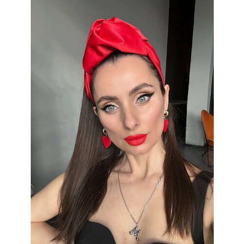 Ободок must_be_style