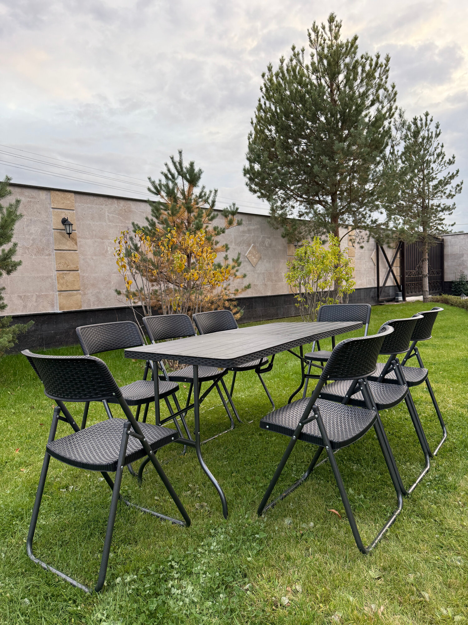 Комплект пластиковых складных стульев (8 шт) и стола (150х70х73 см) Full Comfort - BEAR-10 + BEAR-2 плетение под ротанг