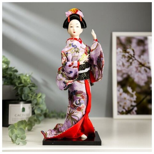 фото Кукла коллекционная "японка в цветочном кимоно с бабочкой на руке" 30х12,5х12,5 см