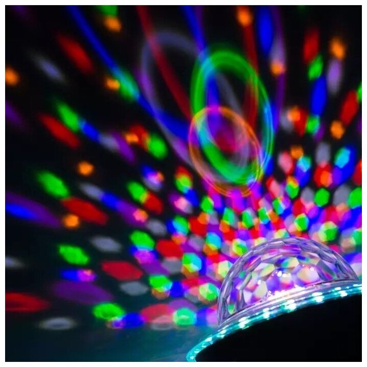 Светодиодный светильник проектор НЛО/ Беспроводной диско-шар /Bluetooth колонка со встроенным MP3 плеером UFO - фотография № 6