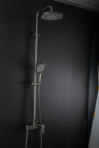 Изображение товара Душевая стойка Gappo G2499-39 оружейная сталь, покрытие PVD, латунь, верхний душ с тремя режимами