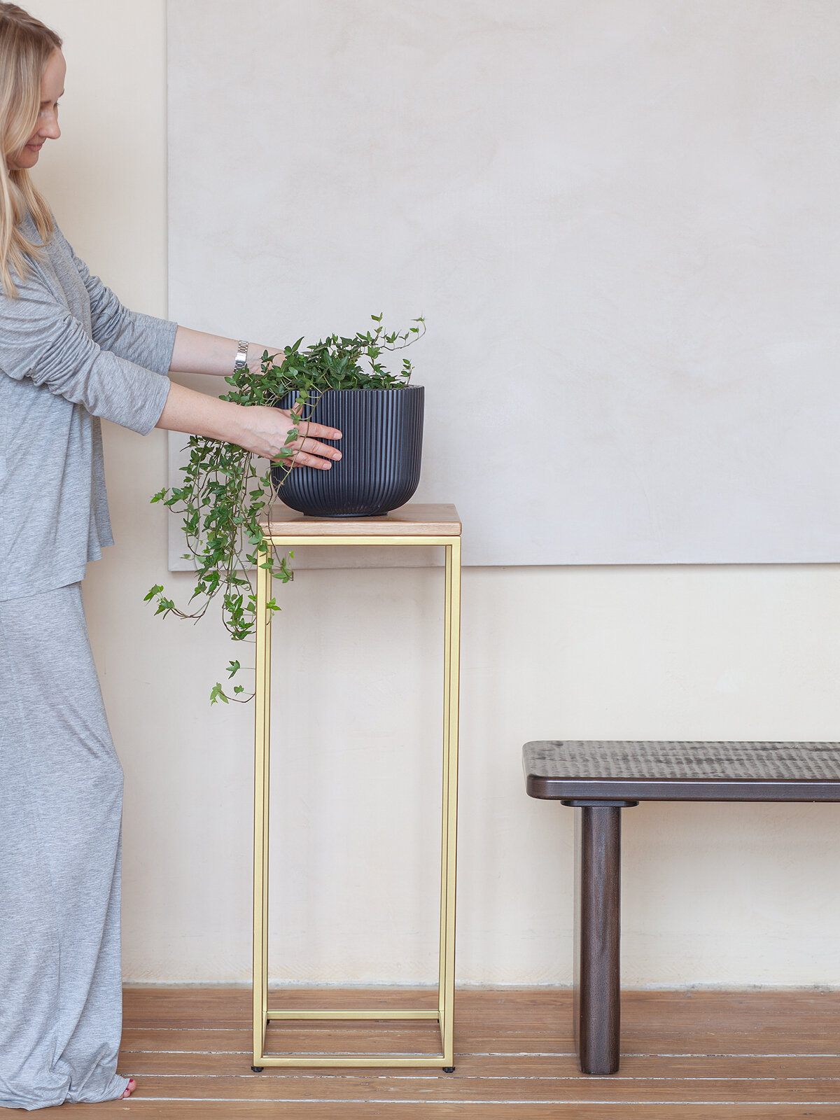 Подставка для цветов напольная TORI 80, золотая