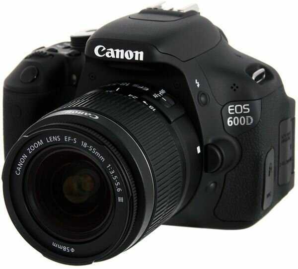 Зеркальный фотоаппарат Canon EOS 600D Kit 18-55 III