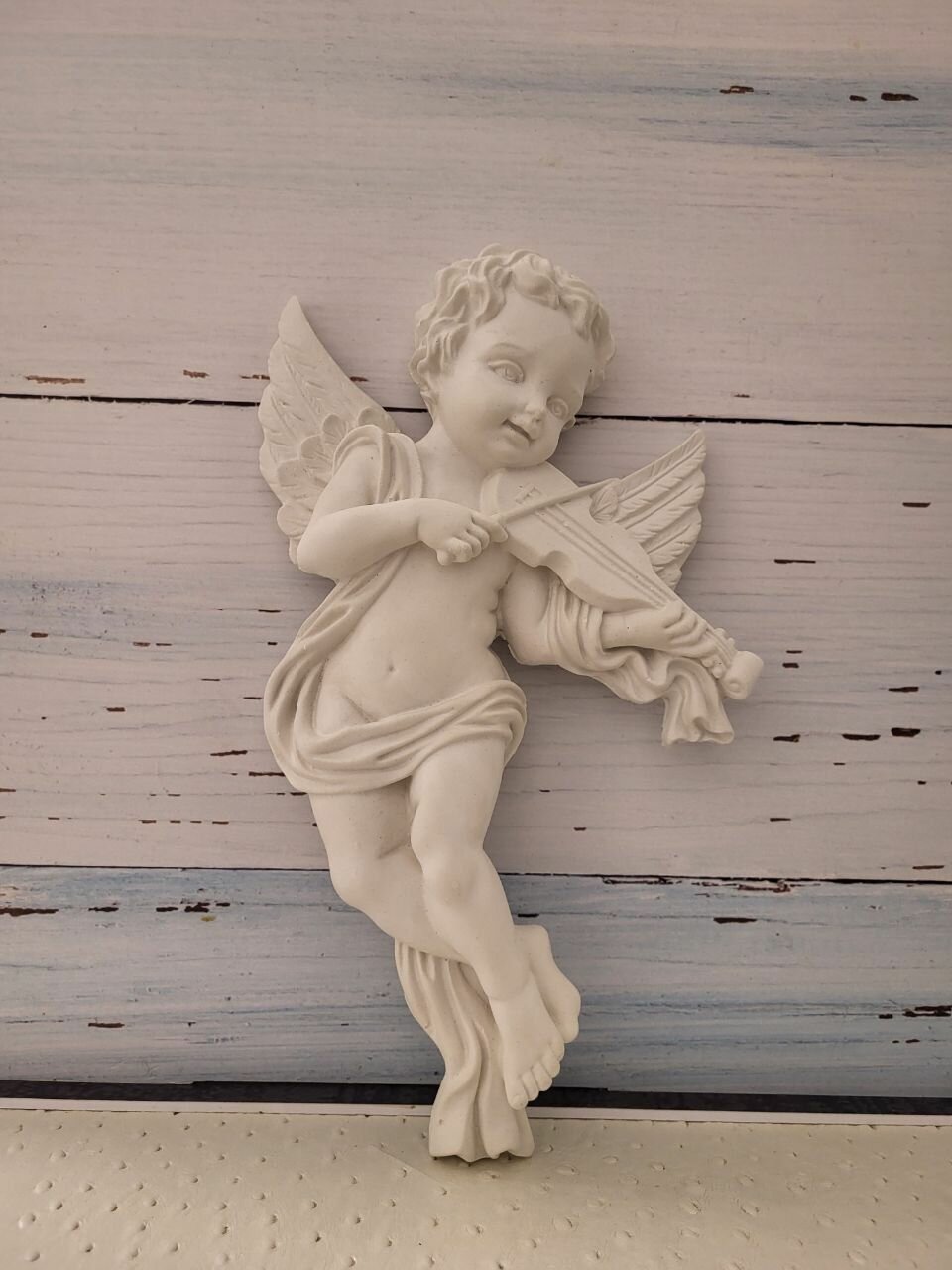 фото Статуэтка ангел со скрипкой