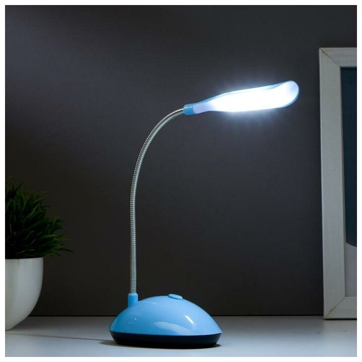 Настольная лампа "Световой луч" LED от батареек 20х5х8,5 см - фотография № 3