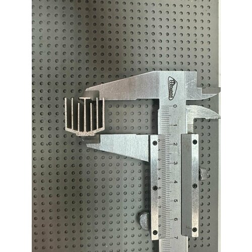 Алюминиевый радиатор (охладитель) для пассивного охлаждения б/у 17x17x16мм 2шт