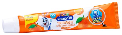 Зубная паста KODOMO Апельсин 0.5 +, 40 мл, 40 г, оранжевый