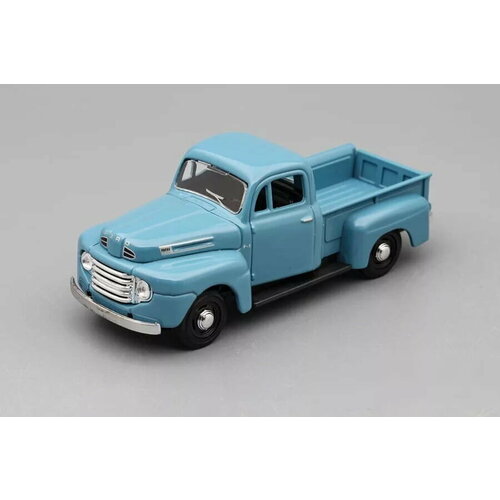 Масштабная модель FORD F1 Pickup (1948) light blue Cararama 1:43