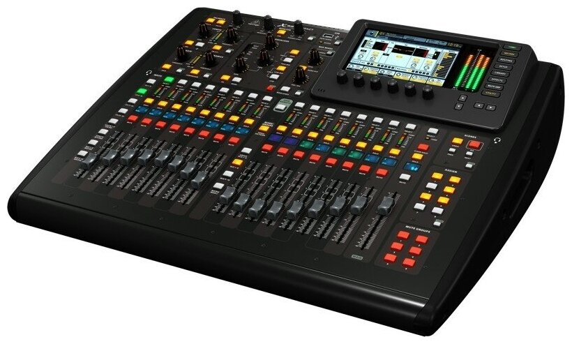 Behringer X32 Compact цифровая 32-канальная микшерная консоль