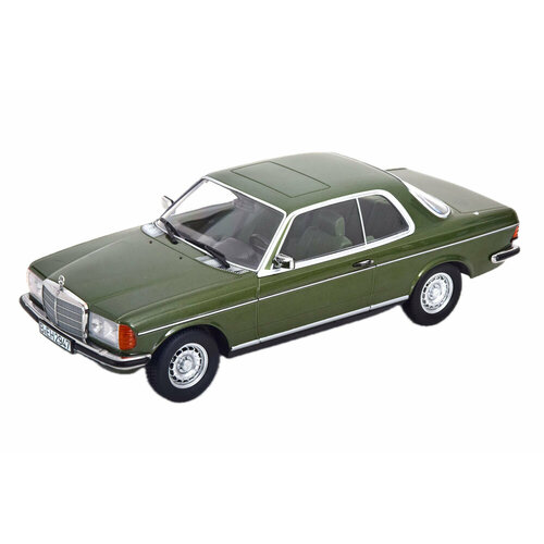 Mercedes 280CE C123 coupe 1980 dark green metallic