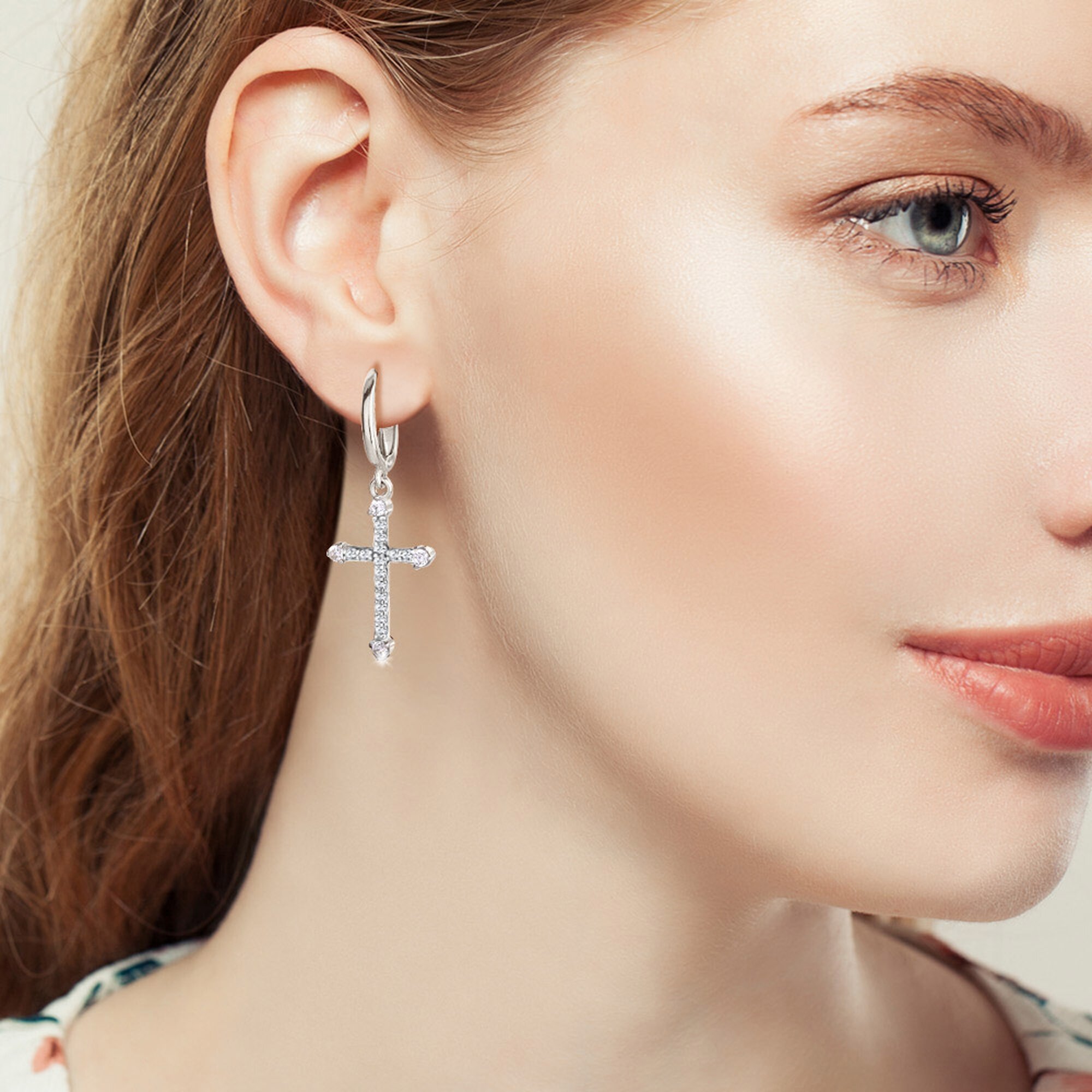 Серьги Diamant online, серебро, 925 проба, родирование, фианит, длина 3.4 см, , прозрачный — фото 1