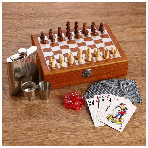 Набор 6 в 1: фляжка 8 oz, рюмка, воронка, карты, кубики 5 шт, шахматы, 18 х 24 см, микс набор 6 в 1 фляжка 8 oz рюмка воронка кубики 5 шт карты шахматы 18 х 24 см микс