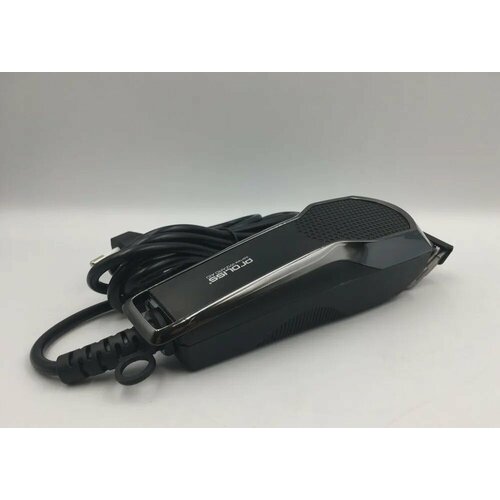 Машинка для стрижки 8106 от Proliss черная лезвия из нержавеющей стали 4 насадки в комплекте 192000₽