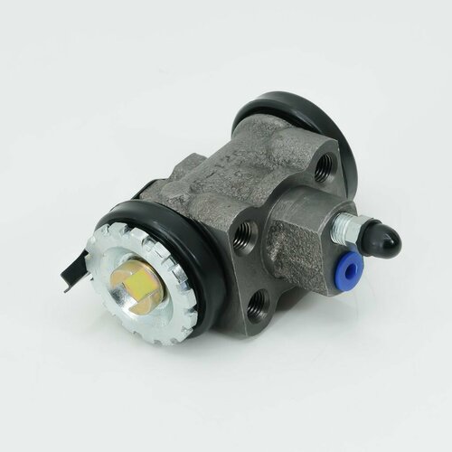 Рабочий тормозной цилиндр задний ISUZU ELF 27*40, диаметр 30, c прокачкой правый, BGF