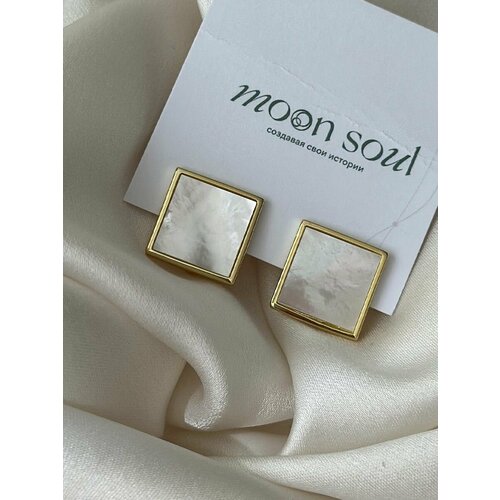 Серьги MOON SOUL перламутр размер 16 мм золотой белый 4370₽