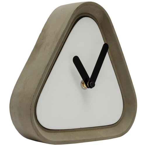 Часы настенные треугольные из бетона Vilart 18-307-1 средние, для кухни, спальни, детской, кварцевый механизм с плавным ходом. цвет бежевый, размеры 18x16.5x4 см, работа от 1 пальчиковой батарейки тип АА