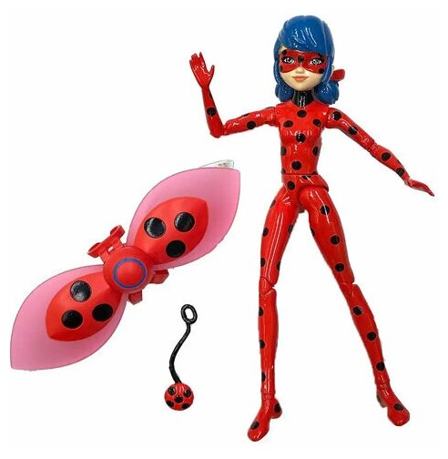 Кукла Playmates TOYS Miraculous Ladybug Paris wings, 12 см, 50401