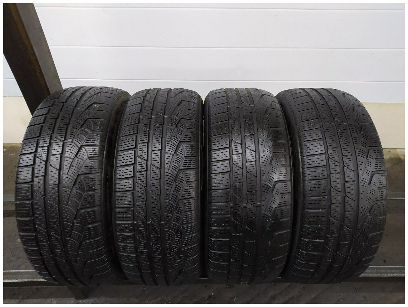 Pirelli Sottozero Winter 210 Series 2 225/50 R17 БУ Шины Зимние