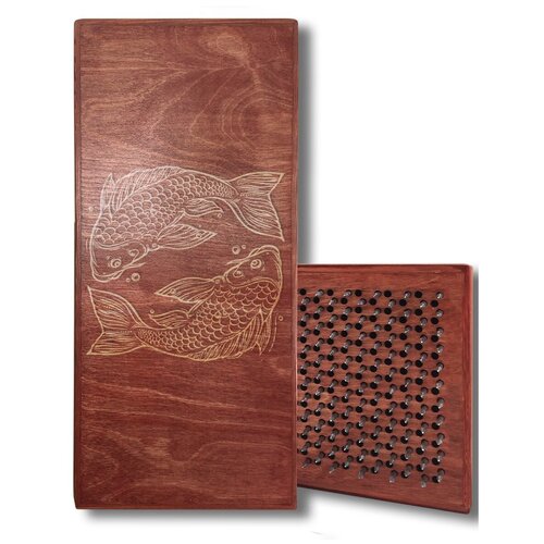 фото Доска садху белая рыба - 105, размер 31x14, шаг гвоздей 10 мм чакра