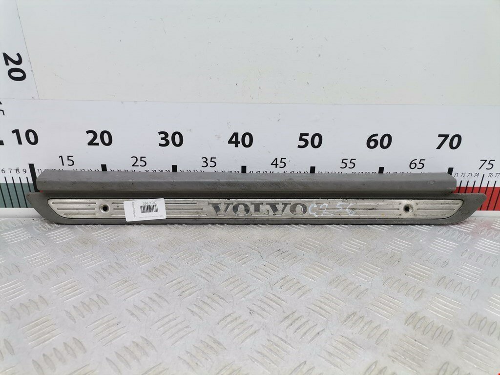 Накладка порога (внутренняя) Volvo S40 V40 1 30818425 арт. 2017992